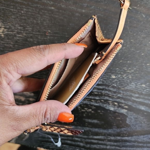 Micheal Kors snake print card holder like new - Picture 3 of 5